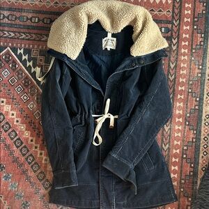 Burton Navy Utility Jacket with Cream Sherpa Collar